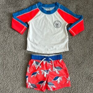 Gap Boys Long Sleeve Rash Guard & Swim Trunk set turtle print size 12-18 months